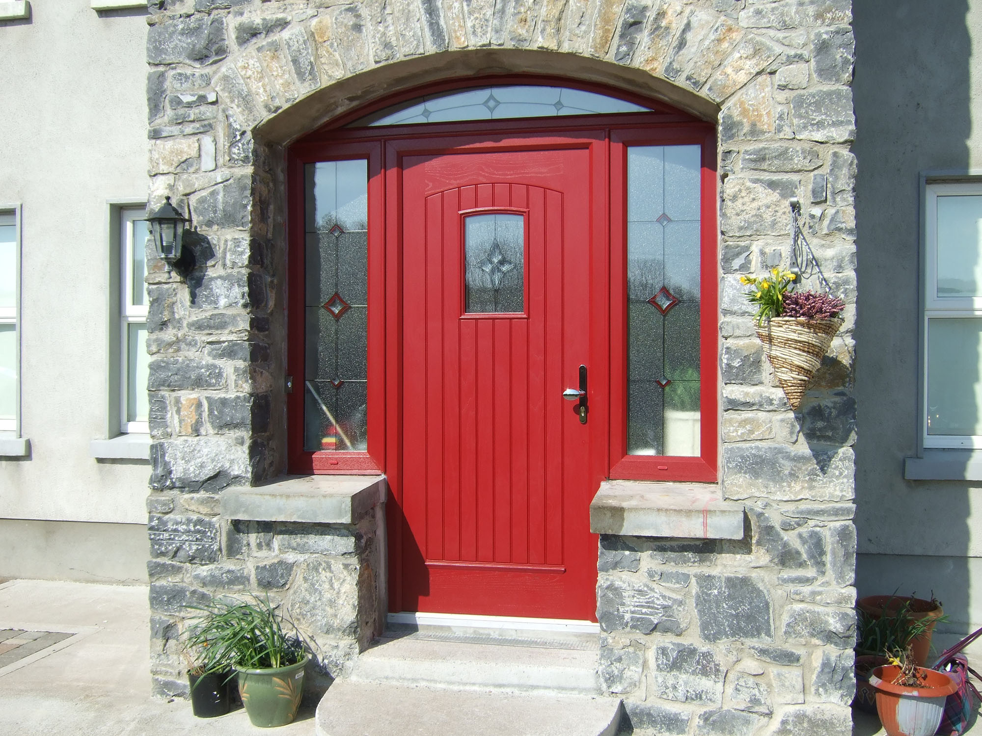 Tips for Personalising Doors for Your Modern Home